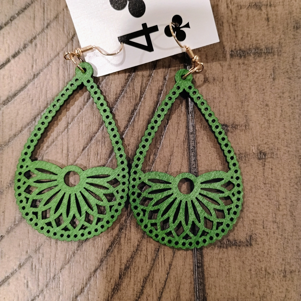 Elegant Green Teardrop Earrings